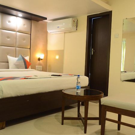 Hotel Aishwarya Residency Navi Mumbai Exterior foto