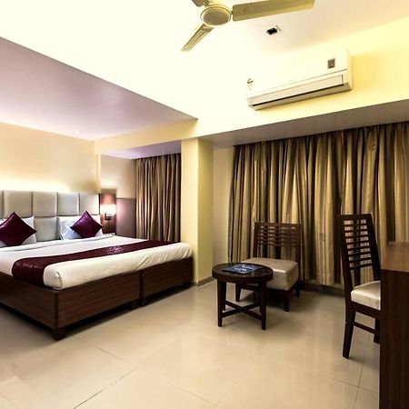 Hotel Aishwarya Residency Navi Mumbai Exterior foto