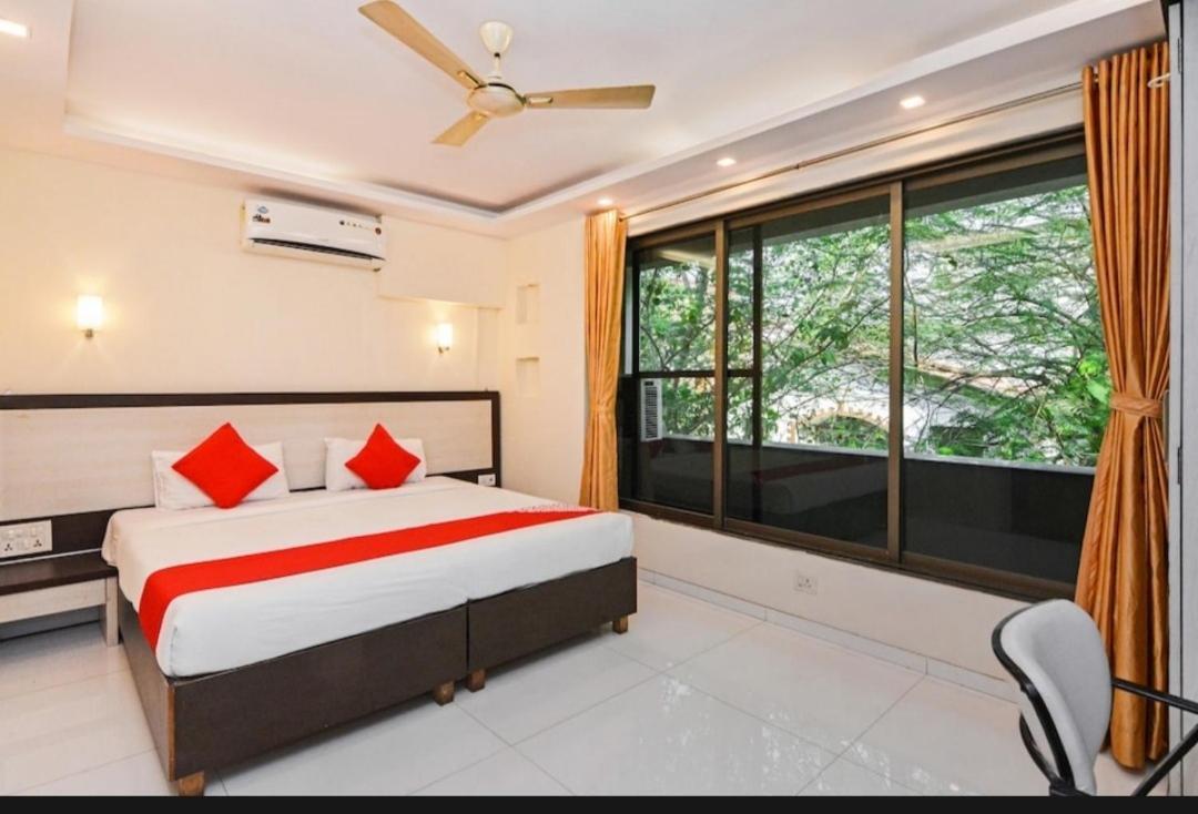 Hotel Aishwarya Residency Navi Mumbai Exterior foto