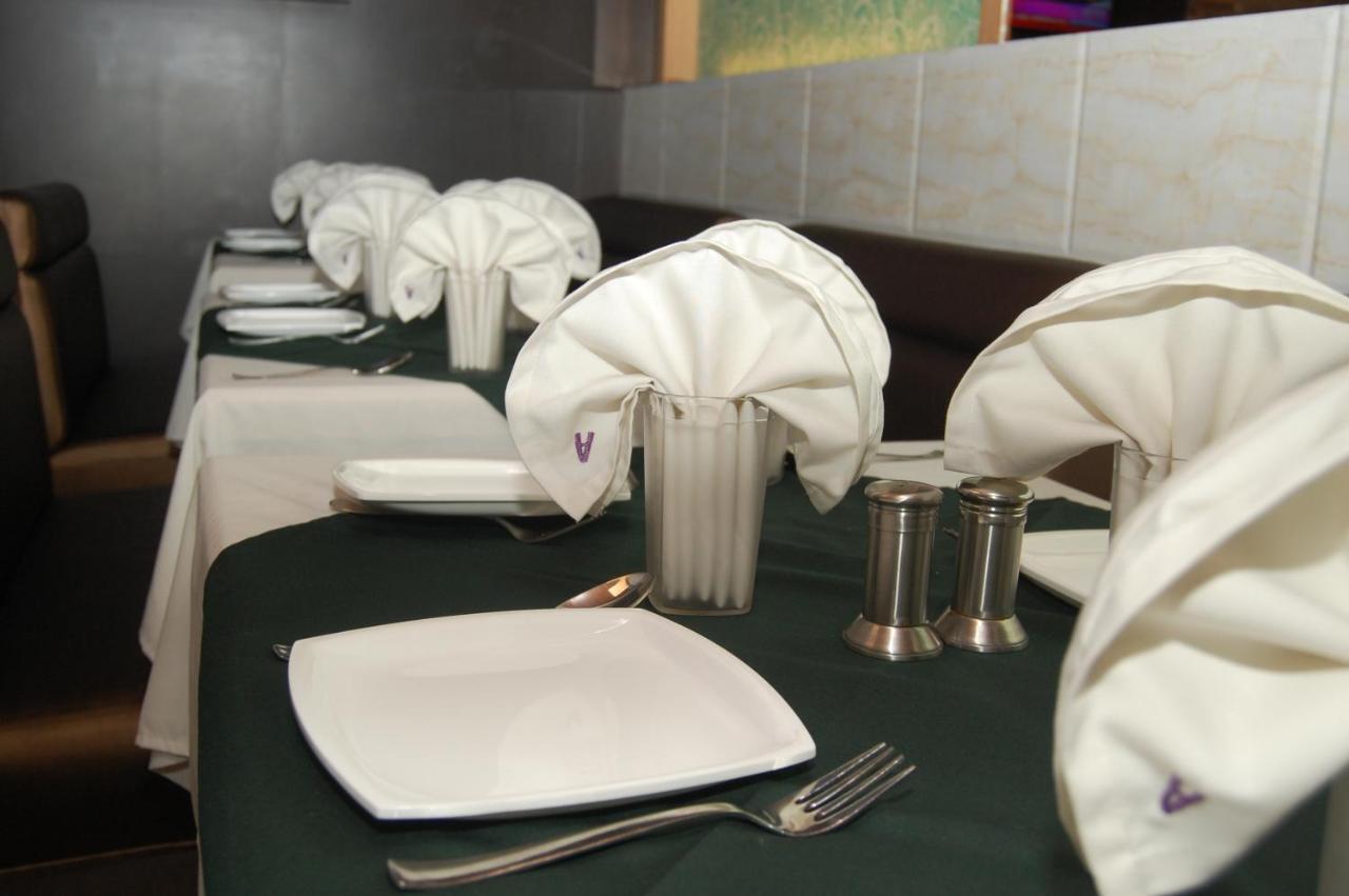 Hotel Aishwarya Residency Navi Mumbai Exterior foto